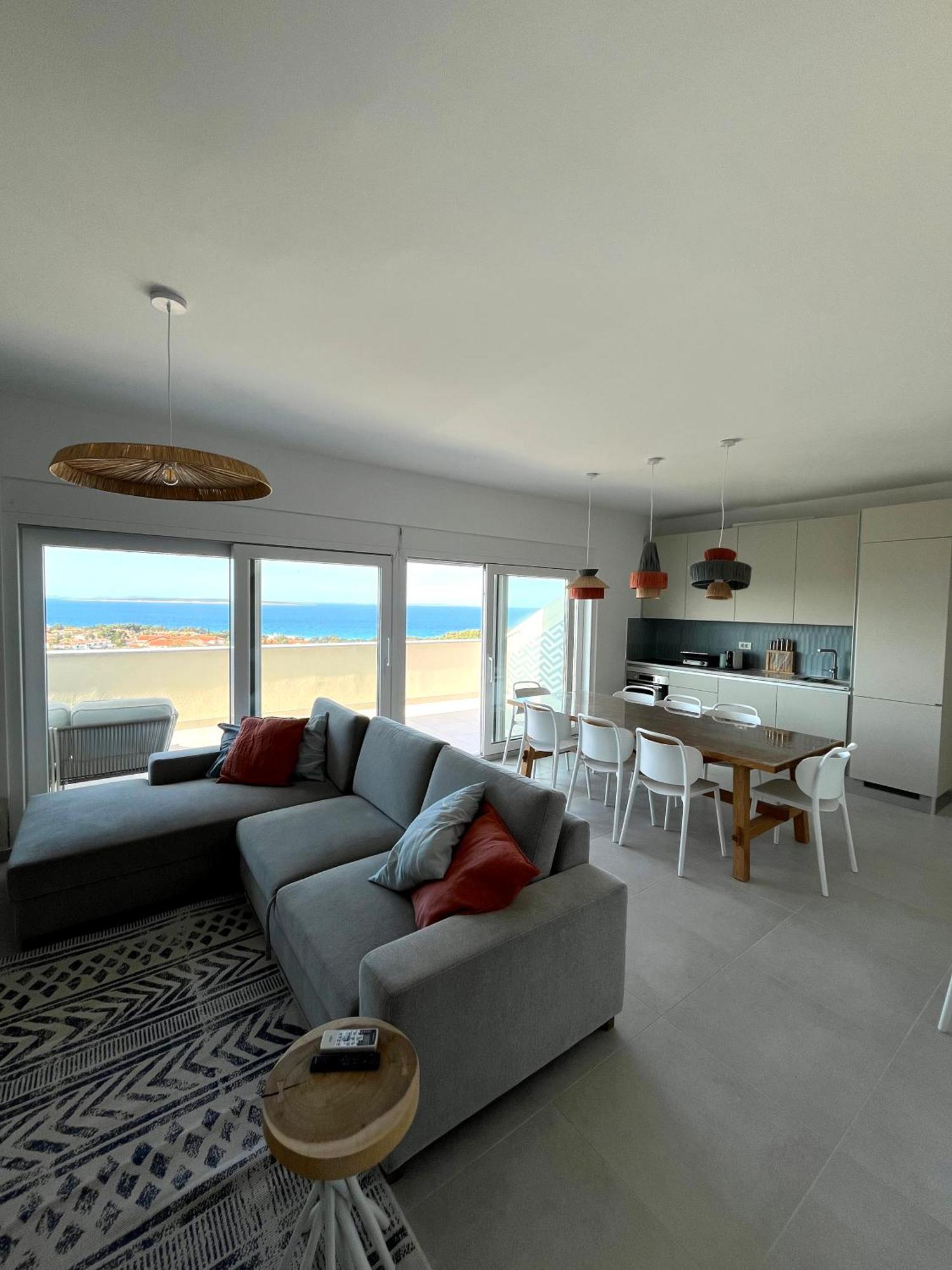 Апартаменты Penthouse Sky Deluxe Новалья Экстерьер фото